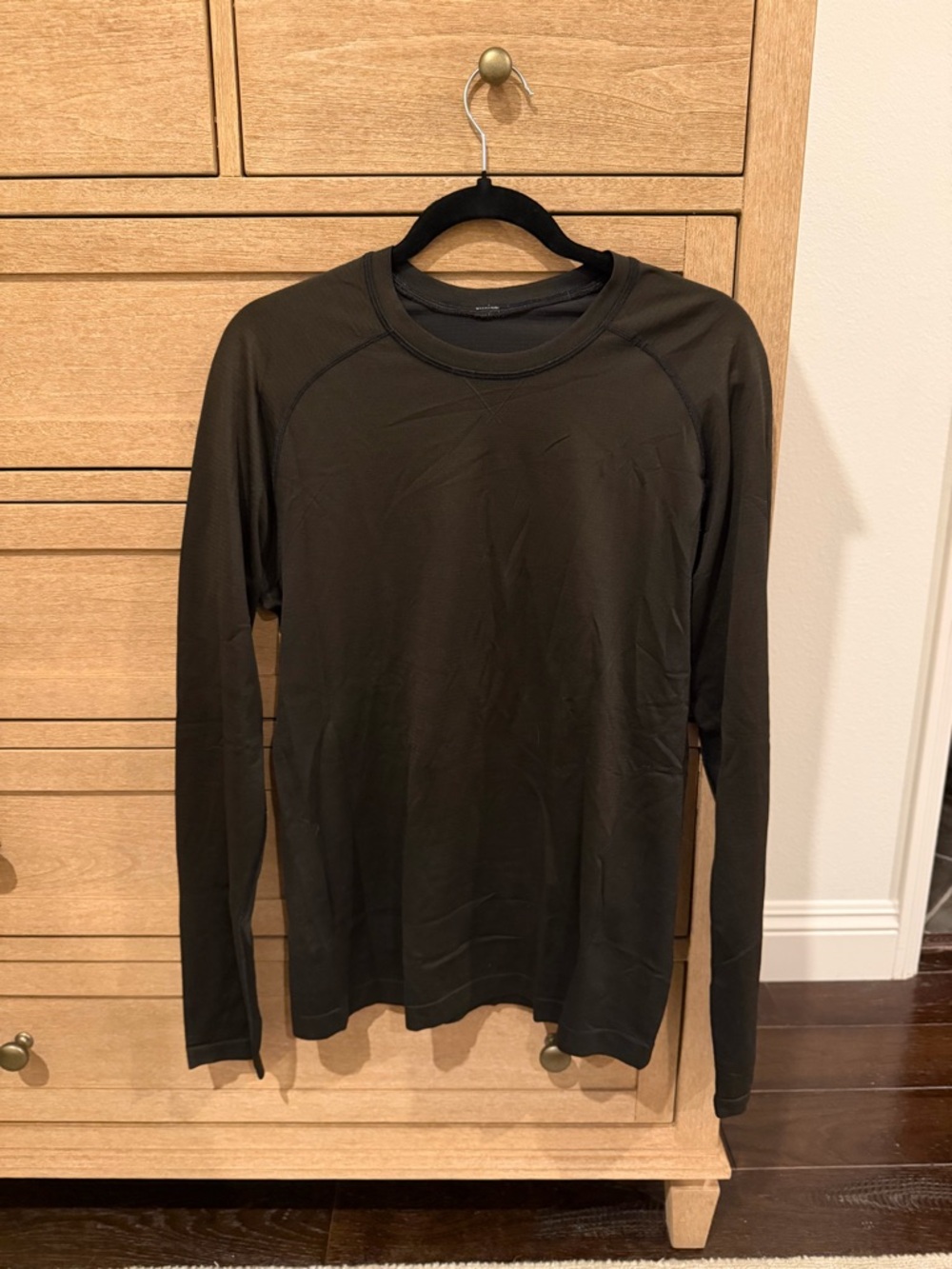 Men's lululemon Long-Sleeve Crew Neck Shirt - black